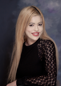 Christina Bush, FNP-C, Co-Founder and Lead Family Nurse Practitioner at KenMi Aesthetics